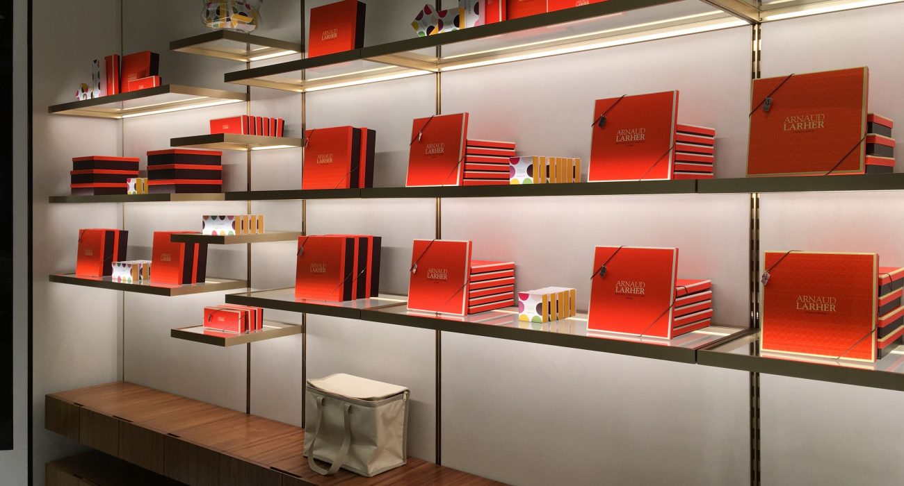 A Guide About Shelving And Lighting System For Your Business